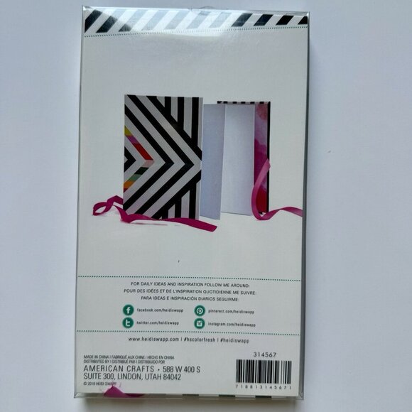 Scrapbooking Book Heidi Swapp Color Fresh Accordion Book-W/8 Pages - Picture 2 of 2